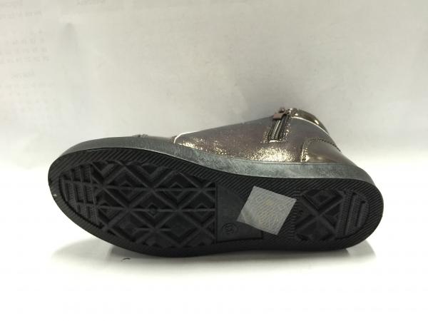 buty wólka R16C-10P(31/36)